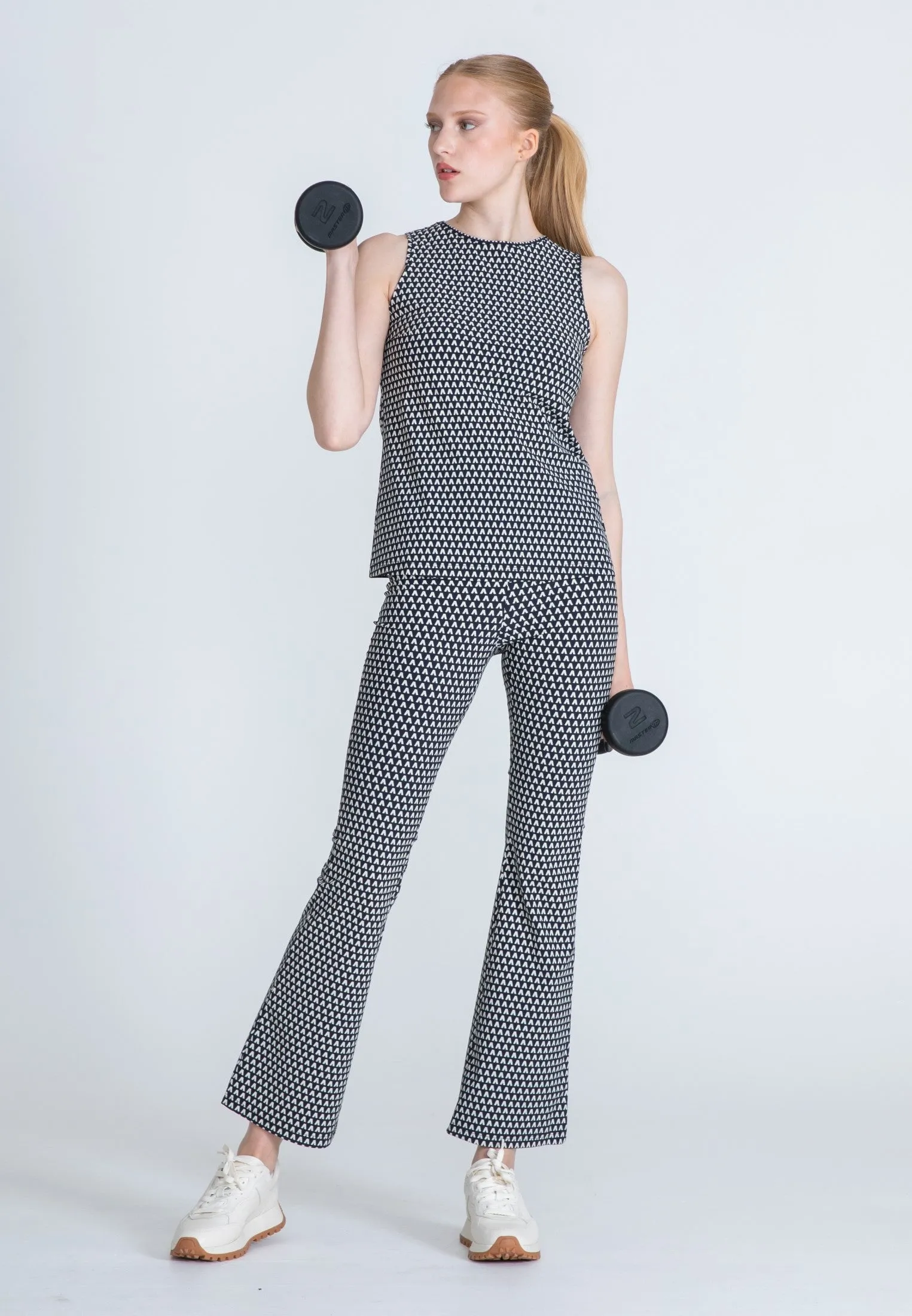 The Bootcut Sport Pants - Classic V