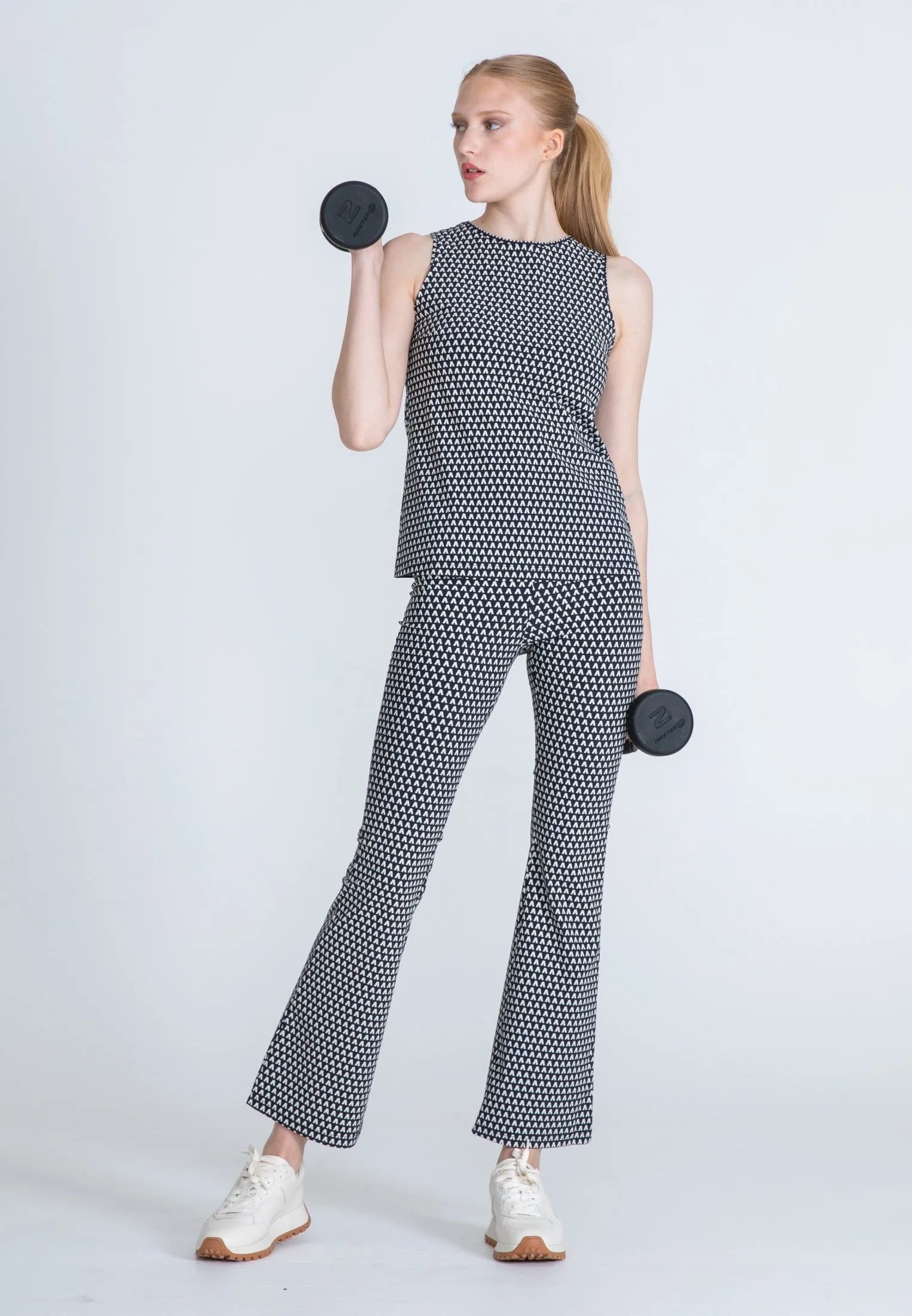 The Bootcut Sport Pants - Classic V