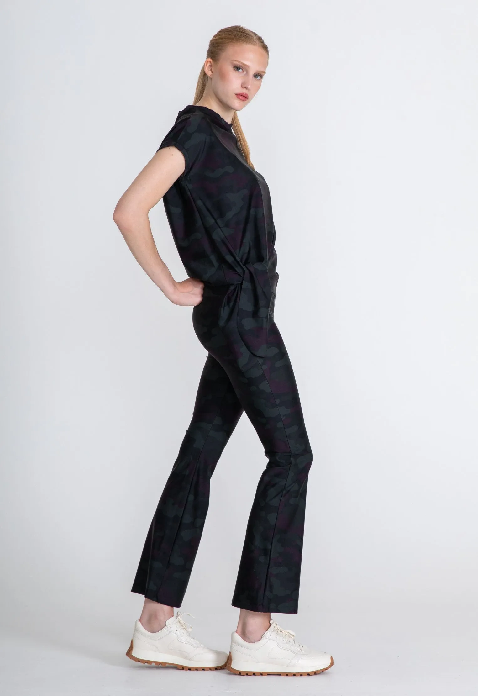 The Bootcut Sport Pants - Green Camo