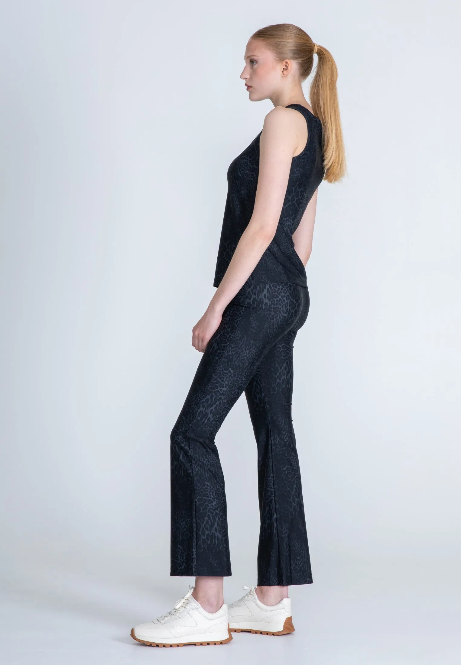 The Bootcut Sport Pants - Grey Leo