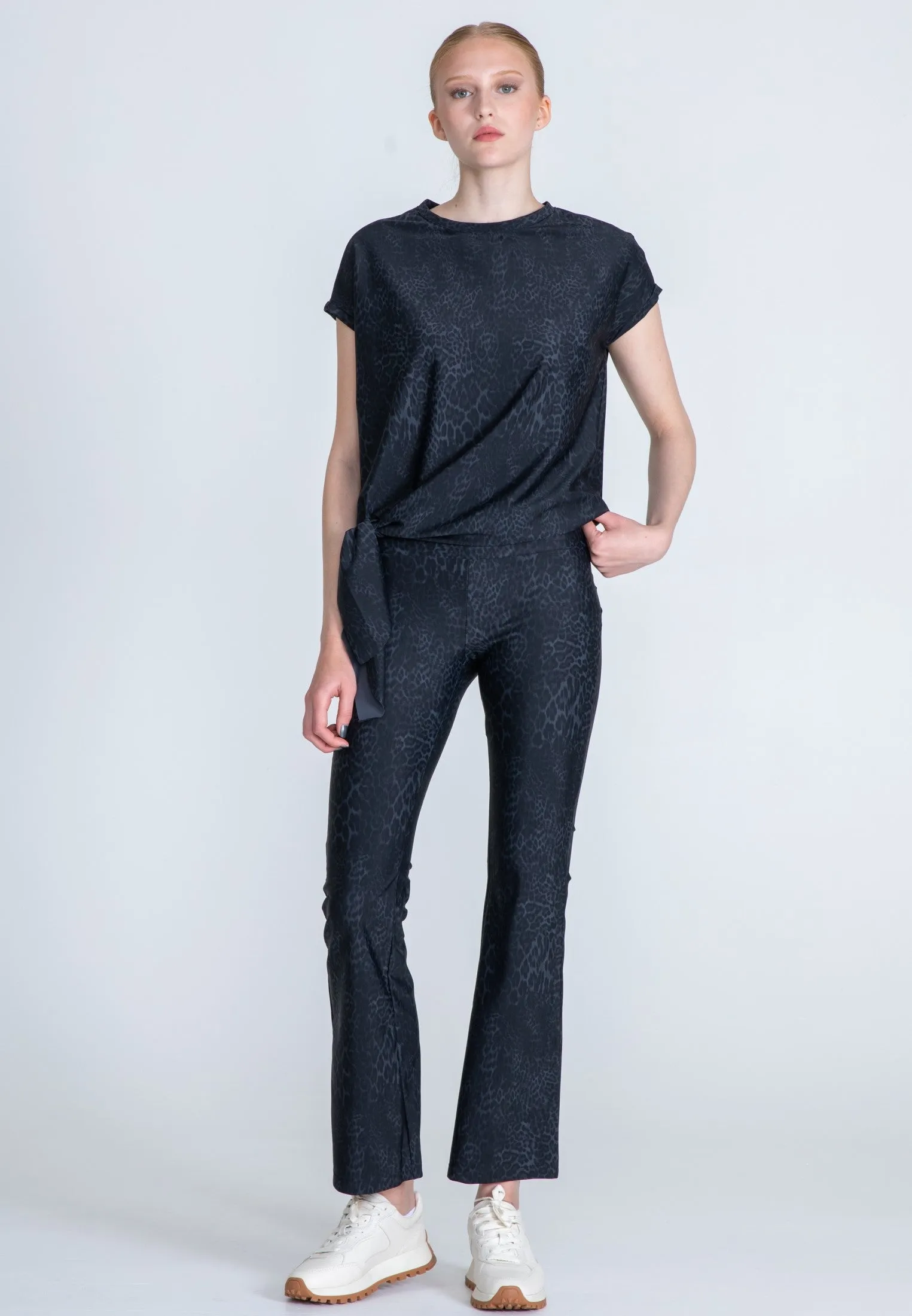 The Bootcut Sport Pants - Grey Leo