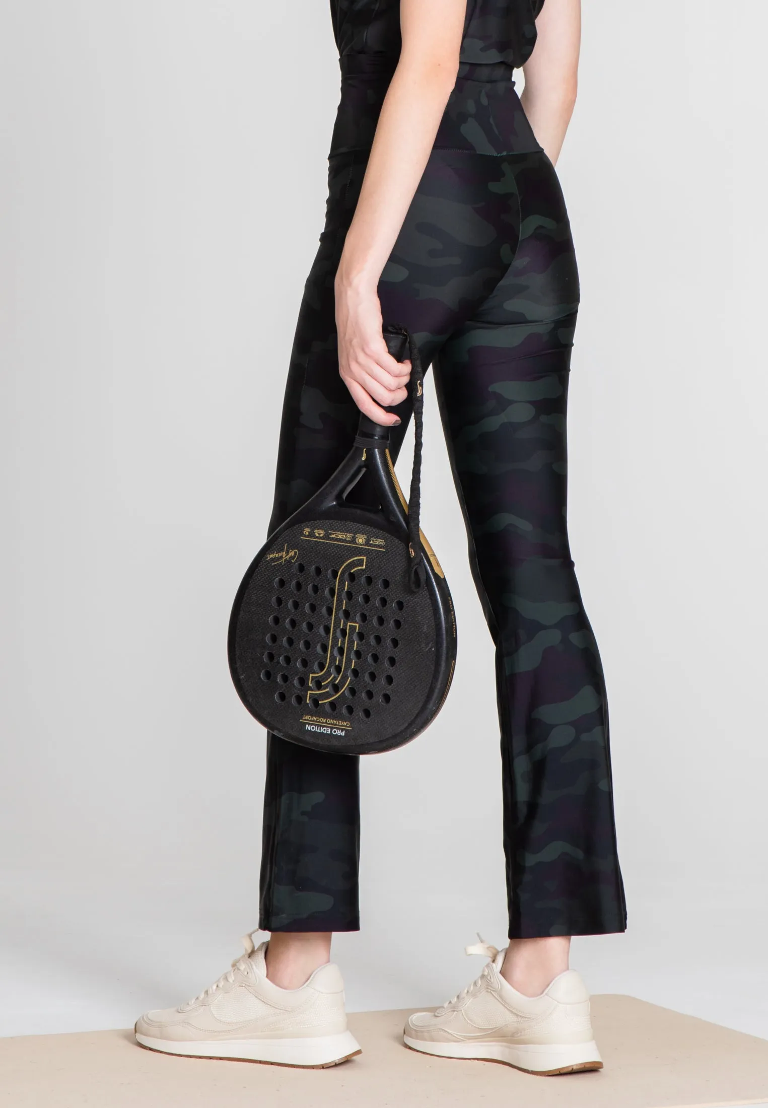 The Cropped Sport Pants - Green Camo